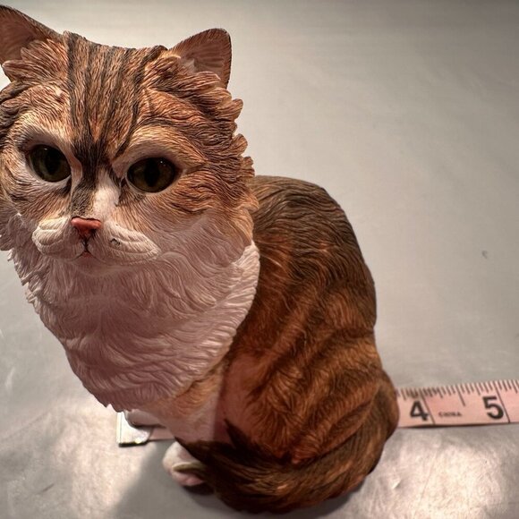 Country Artist Persian Cat Sitting Figurine Ceramic Realistic Tabby CatHand Pain - Picture 11 of 14